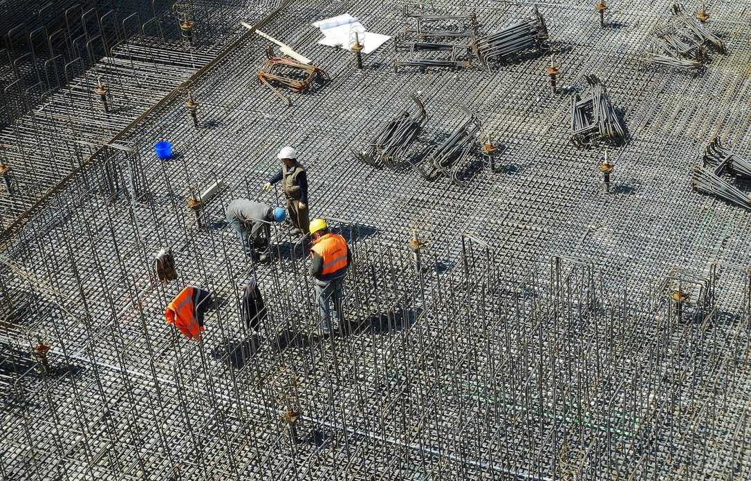 Bauwirtschaft warnt: Mindestlohnerhöhung bringt Tarifgefüge ins Wanken Bauwirtschaft warnt: Mindestlohnerhöhung bringt Tarifgefüge ins Wanken