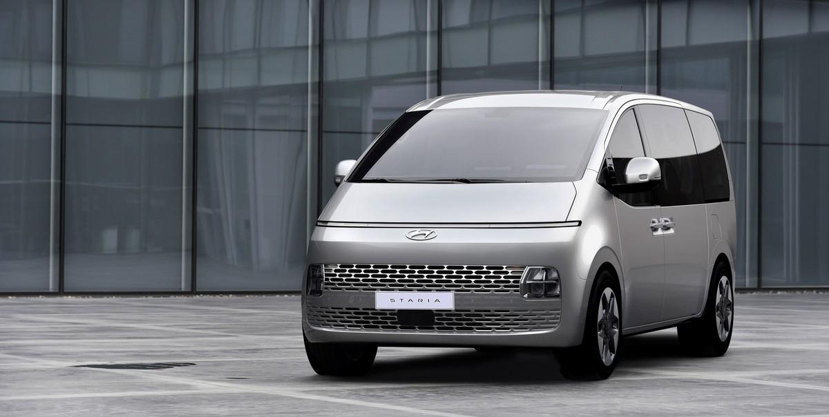 Der neue Hyundai Staria mutet äußerlich recht futuristisch an. Dazu tragen auch die Pixel-Scheinwerfer bei. | Foto: Hyundai