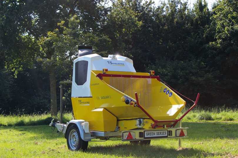 Der GS/Jaguar D bewältigt maximale Materialstärken von 18 cm und erbringt laut Herstellerangaben mit 45 PS Kubota Dieselmotor eine Durchschnittsleistung von 32 m³/Std. Das Modell wird es bald auch als Elektro-Variante geben. | Foto: TS Industrie Der GS/Jaguar D bewältigt maximale Materialstärken von 18 cm und erbringt laut Herstellerangaben mit 45 PS Kubota Dieselmotor eine Durchschnittsleistung von 32 m³/Std. Das Modell wird es bald auch als Elektro-Variante geben. | Foto: TS Industrie