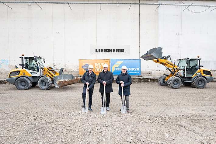 Liebherr Radlader-Werk in Bischofshofen erhält neue Lackieranlage Liebherr Radlader-Werk in Bischofshofen erhält neue Lackieranlage