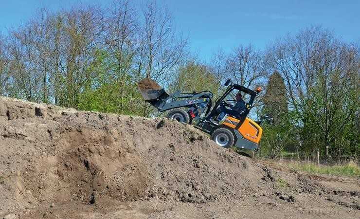 Radlader G2700: Kompaktes Kraftpaket Radlader G2700: Kompaktes Kraftpaket