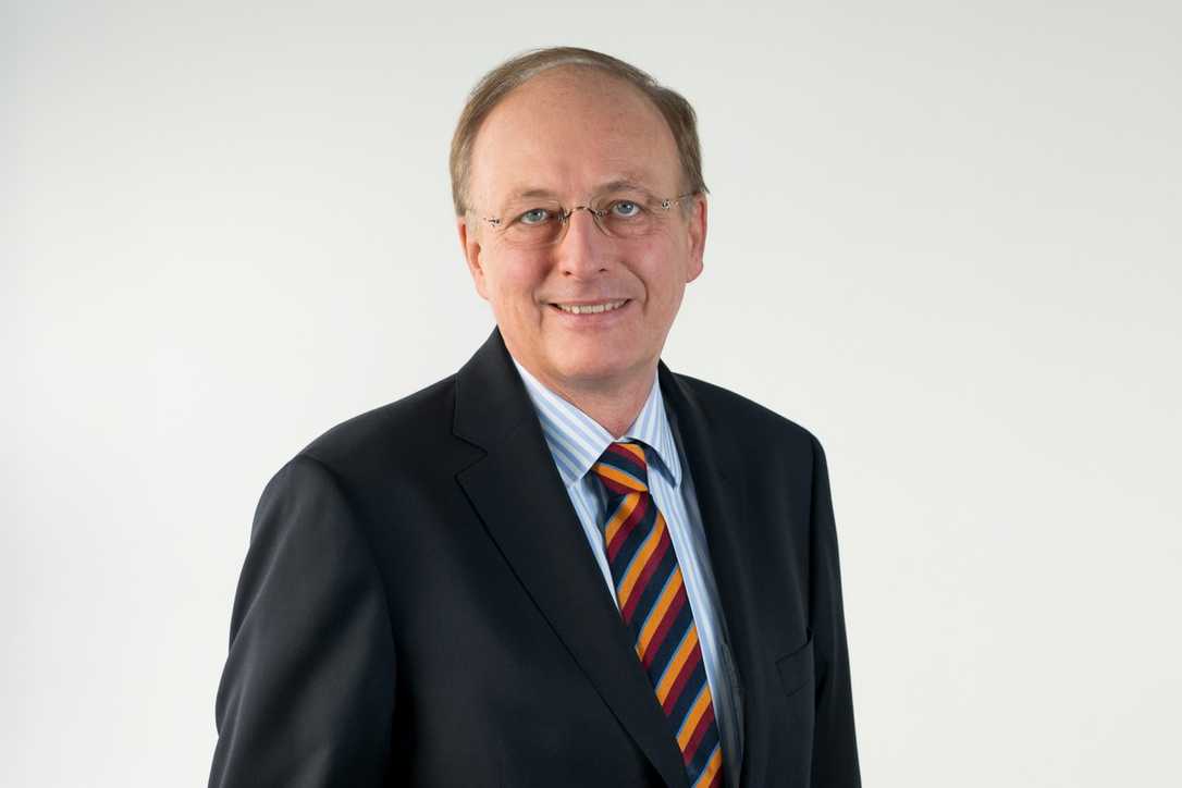 Baugewerbe: ZDB-Präsident Reinhard Quast erklärt Rücktritt Baugewerbe: ZDB-Präsident Reinhard Quast erklärt Rücktritt