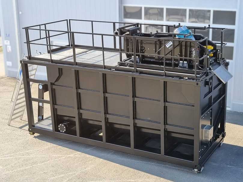 Neu in der L-Team X-Tools-Produktreihe: Misch- und Puffercontainer, ein Suspensionstank zur Aufnahme und Zwischenlagerung von feststoffhaltigen Suspensionen | Foto: L-Team Baumaschinen Neu in der L-Team X-Tools-Produktreihe: Misch- und Puffercontainer, ein Suspensionstank zur Aufnahme und Zwischenlagerung von feststoffhaltigen Suspensionen | Foto: L-Team Baumaschinen