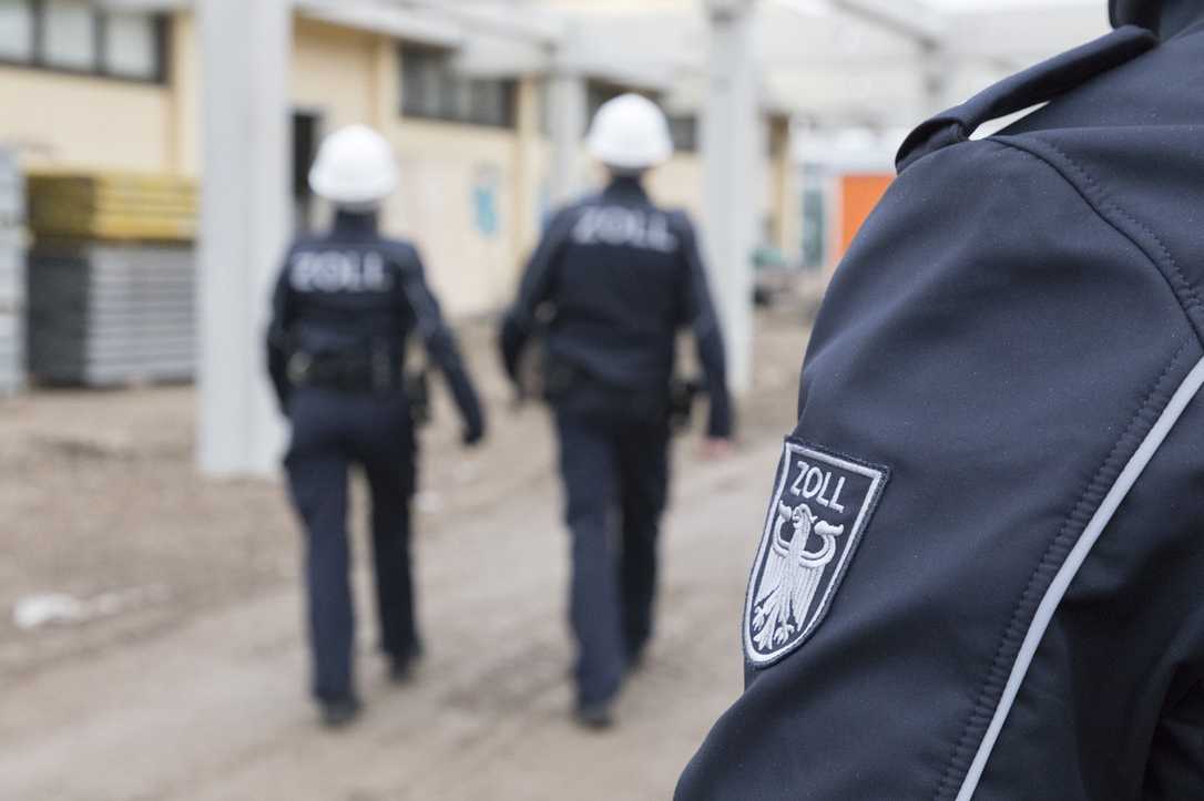 Schwarzarbeit: Razzia in Rhein-Main: Bauunternehmer verhaftet Schwarzarbeit: Razzia in Rhein-Main: Bauunternehmer verhaftet