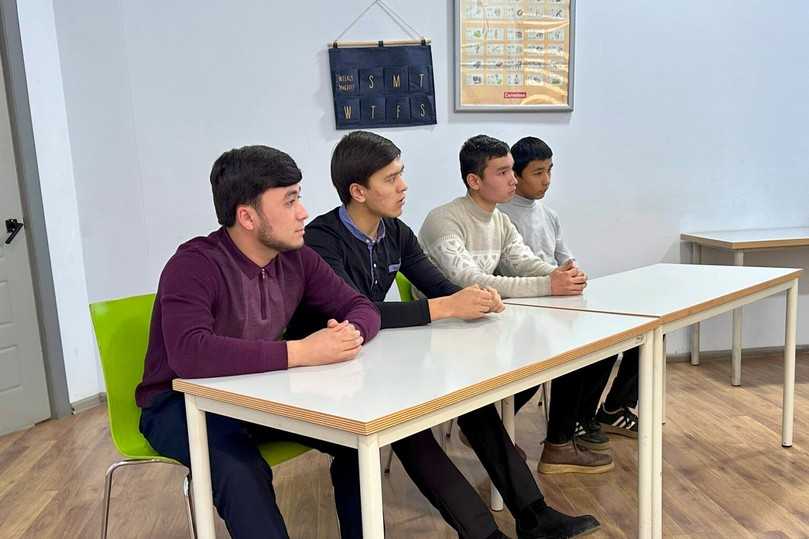 In Speed-Dating-Runden führten die Delegationsteilnehmer zahlreiche Gespräche mit Bewerbern. | Foto: Bau-ABC Rostrup In Speed-Dating-Runden führten die Delegationsteilnehmer zahlreiche Gespräche mit Bewerbern. | Foto: Bau-ABC Rostrup
