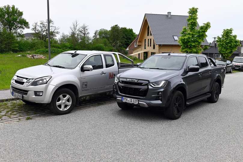Der betagte Isuzu in Silber hat sich bewährt und soll im Fuhrpark der Garten- und Landschaftsbau Mirold bleiben, wenn der neue D-Max kommt. | Foto: B_I/Hausmann Der betagte Isuzu in Silber hat sich bewährt und soll im Fuhrpark der Garten- und Landschaftsbau Mirold bleiben, wenn der neue D-Max kommt. | Foto: B_I/Hausmann