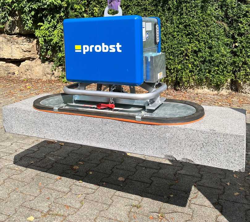 Messe-Premiere: Probst stellt auf der Nordbau 2024 sein neues Vakuum-Anbaugerät SM-1200 (Steinmagnet) vor. | Foto: Probst Messe-Premiere: Probst stellt auf der Nordbau 2024 sein neues Vakuum-Anbaugerät SM-1200 (Steinmagnet) vor. | Foto: Probst