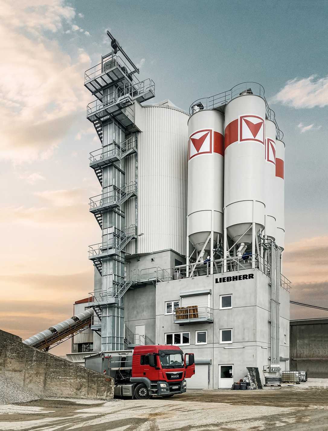 Betonwerk Hans Fuchs setzt auf Betomat von Liebherr Betonwerk Hans Fuchs setzt auf Betomat von Liebherr