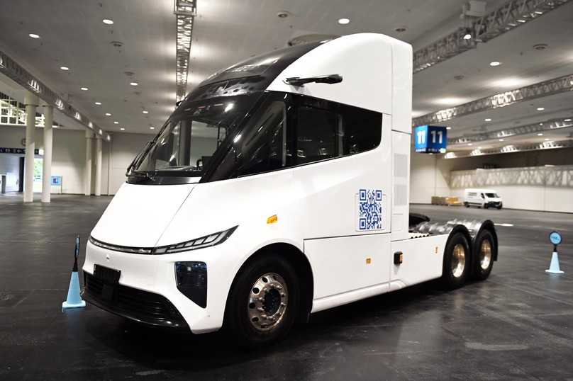 Vollelektrische Windrose 6x4 EV-Sattelzugmaschine aus China | Foto: QUATEX Vollelektrische Windrose 6x4 EV-Sattelzugmaschine aus China | Foto: QUATEX