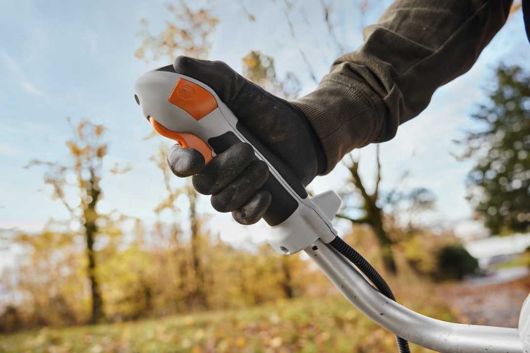 Stihl Advanve Grip: Kräfteschonende Führung von Freischneidern im Profi-Segment Stihl Advanve Grip: Kräfteschonende Führung von Freischneidern im Profi-Segment