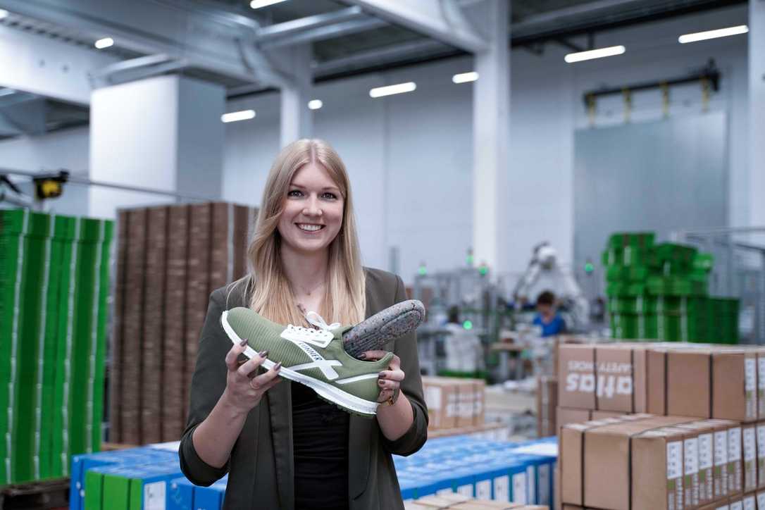 Nachhaltigkeit am Bau: Atlas-Sicherheitsschuhe mit Einlegesohle aus Recyclingmaterial Nachhaltigkeit am Bau: Atlas-Sicherheitsschuhe mit Einlegesohle aus Recyclingmaterial