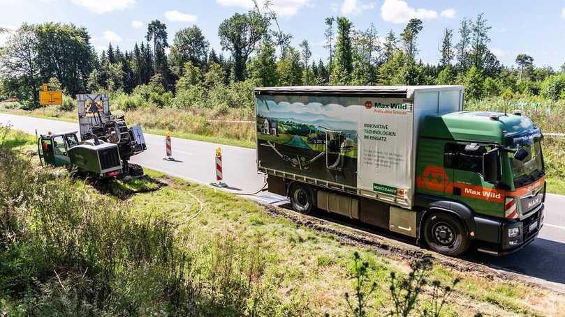 Max Wild hat bei HDD-Bohrungen fast immer auch seinen "Mudcleaner Truck" dabei. Mehr als 200 Einsätze kommen so pro Jahr zusammen. | Foto: Max Wild Max Wild hat bei HDD-Bohrungen fast immer auch seinen "Mudcleaner Truck" dabei. Mehr als 200 Einsätze kommen so pro Jahr zusammen. | Foto: Max Wild