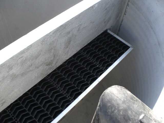 Lamellenklärer ViaTub aus Betonfertigteilen und speziellen Einbauten, die Sedimentation und Flotation ermöglichen. Mit Sammelraum für schwimmende Partikel. | Foto: Mall Lamellenklärer ViaTub aus Betonfertigteilen und speziellen Einbauten, die Sedimentation und Flotation ermöglichen. Mit Sammelraum für schwimmende Partikel. | Foto: Mall