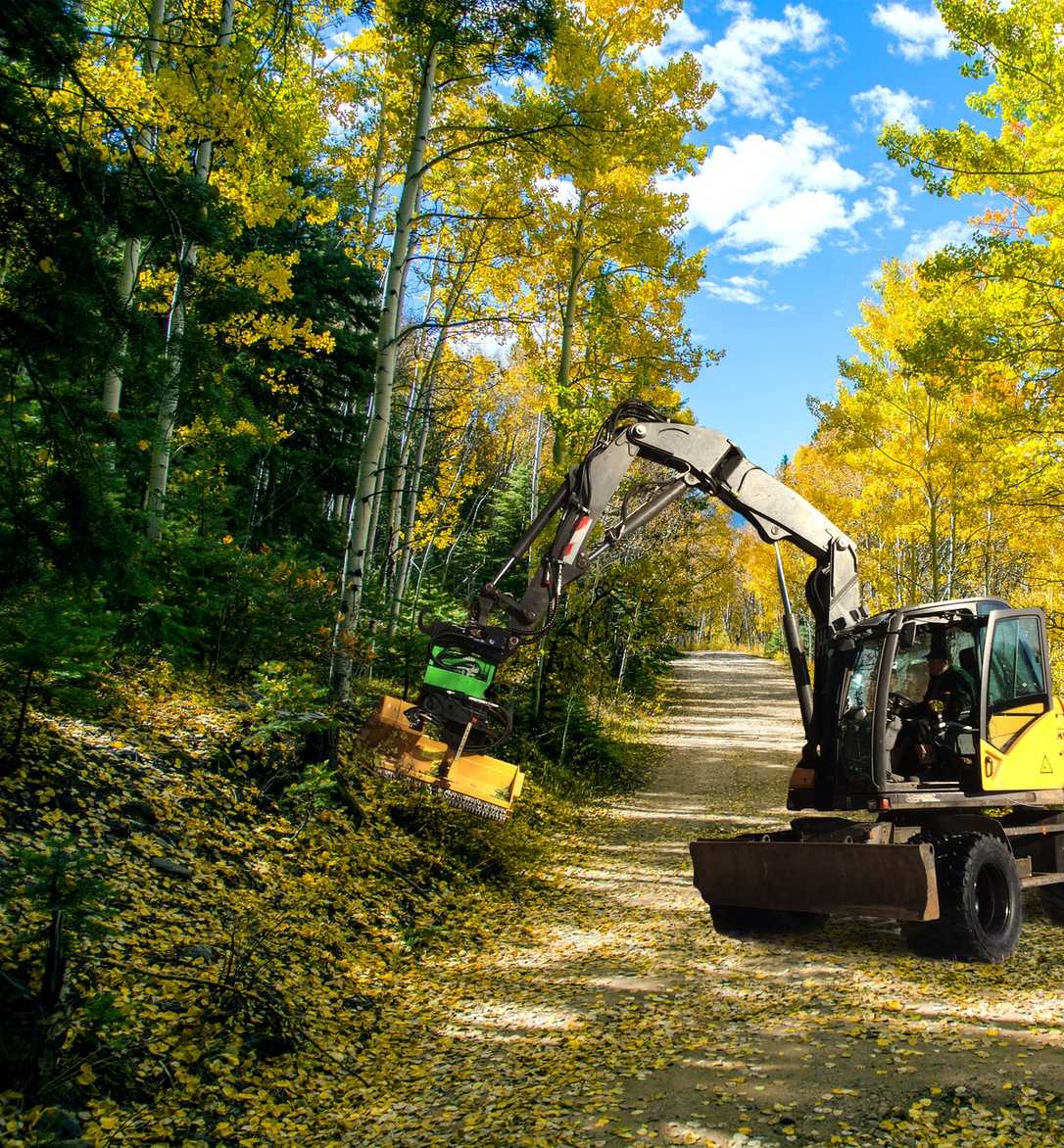 Der Tiltrotator von HKS Dreh-Antriebe macht aus Anbaugeräten Alleskönner Der Tiltrotator von HKS Dreh-Antriebe macht aus Anbaugeräten Alleskönner