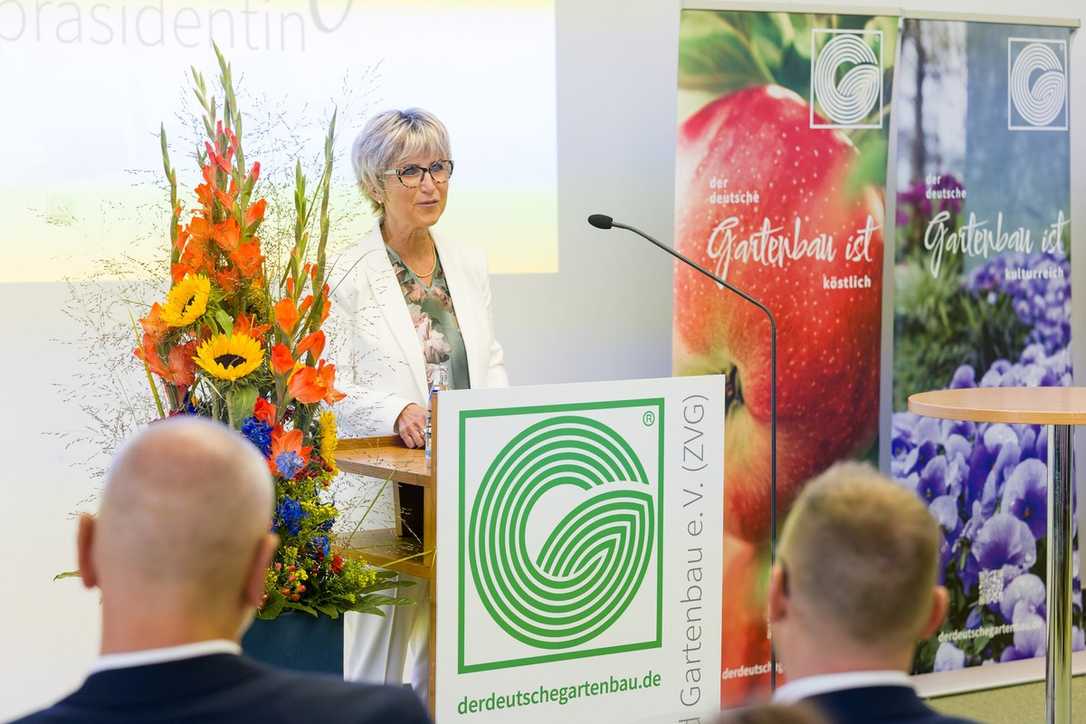 Zentralverband Garten fordert Bürokratieabbau Zentralverband Garten fordert Bürokratieabbau