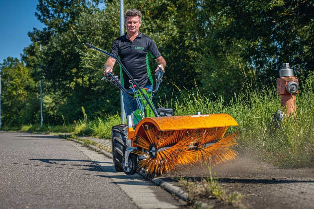 Einachser Helios von Lipco auf der GaLaBau 2022 Einachser Helios von Lipco auf der GaLaBau 2022