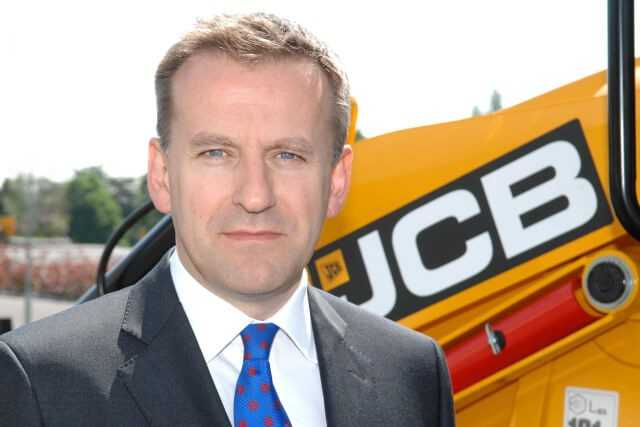 „Diese Maßnahmen sind beispiellos in der Geschichte von JCB, aber absolut notwendig, um unser Geschäft zu schützen. Niemand hätte gedacht, dass wir uns in einer solchen Situation wiederfinden.“ – Graeme Macdonald, CEO von JCB „Diese Maßnahmen sind beispiellos in der Geschichte von JCB, aber absolut notwendig, um unser Geschäft zu schützen. Niemand hätte gedacht, dass wir uns in einer solchen Situation wiederfinden.“ – Graeme Macdonald, CEO von JCB