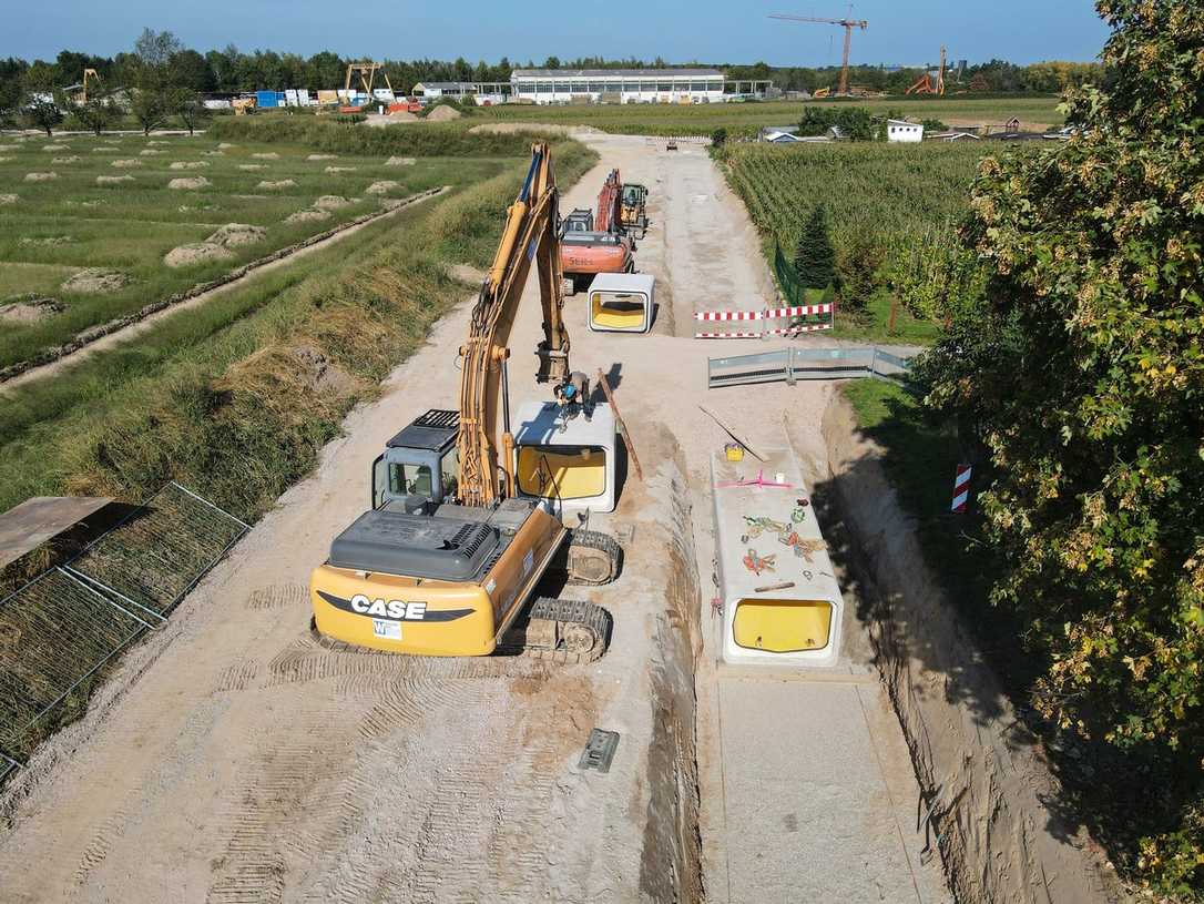 Perfect Box: Wirtschaftliche Lösung mit Rahmenprofilen Perfect Box: Wirtschaftliche Lösung mit Rahmenprofilen