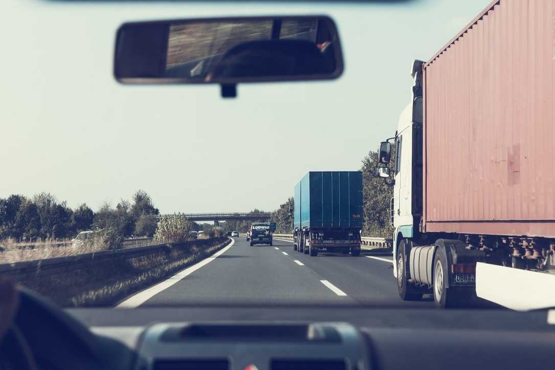 Maut für Transporter zwischen 3,5 und 7,5 Tonnen Maut für Transporter zwischen 3,5 und 7,5 Tonnen