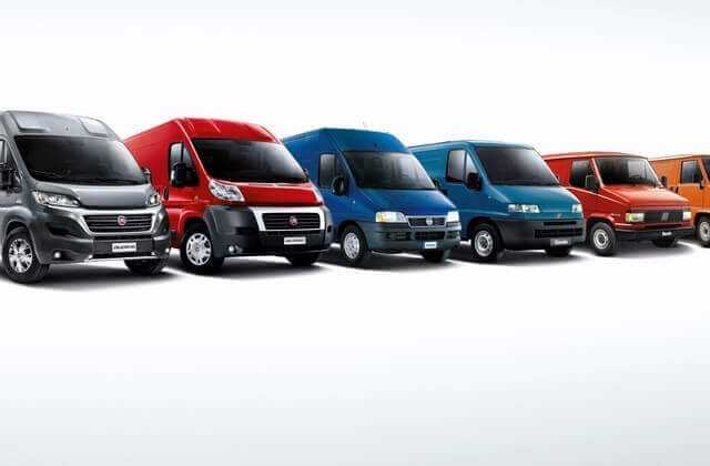 35 Jahre Erfolgsgeschichte: Der Fiat Ducato ist im Lauf der Zeit gewachsen. Er bietet heute eine Vielzahl an Varianten – und die höchsten Achslasten in seinem Segment. Auch in Sachen Nutzlast hat er nur wenige Gegenspieler. | Fotos: Fiat Professional 35 Jahre Erfolgsgeschichte: Der Fiat Ducato ist im Lauf der Zeit gewachsen. Er bietet heute eine Vielzahl an Varianten – und die höchsten Achslasten in seinem Segment. Auch in Sachen Nutzlast hat er nur wenige Gegenspieler. | Fotos: Fiat Professional