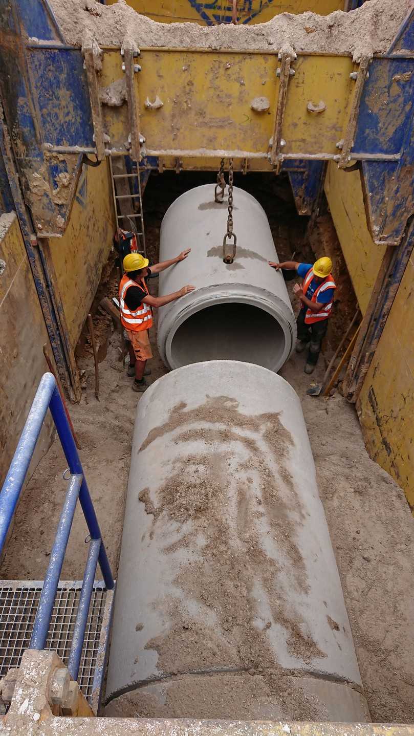 Ein 32 Meter langer Rückhaltekanal im Mischsystem wurde aus Stahlbetonrohren DN 1400 von der Finger-Beton-Unternehmensgruppe mit einem Volumen von rd. 40 m3 erstellt. | Foto: Dahlem Beratende Ingenieure Ein 32 Meter langer Rückhaltekanal im Mischsystem wurde aus Stahlbetonrohren DN 1400 von der Finger-Beton-Unternehmensgruppe mit einem Volumen von rd. 40 m3 erstellt. | Foto: Dahlem Beratende Ingenieure