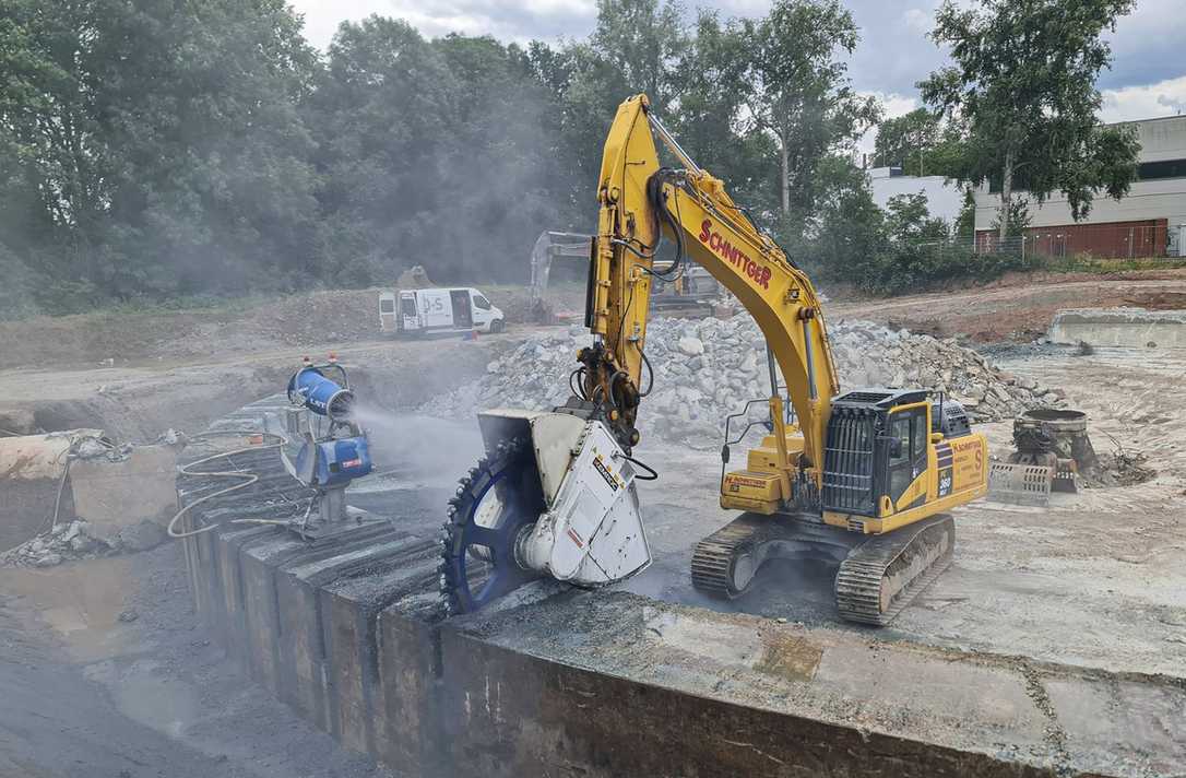 Kemroc Schneidräder sind im Abbruch und Rückbau vielseitig einsetzbar Kemroc Schneidräder sind im Abbruch und Rückbau vielseitig einsetzbar