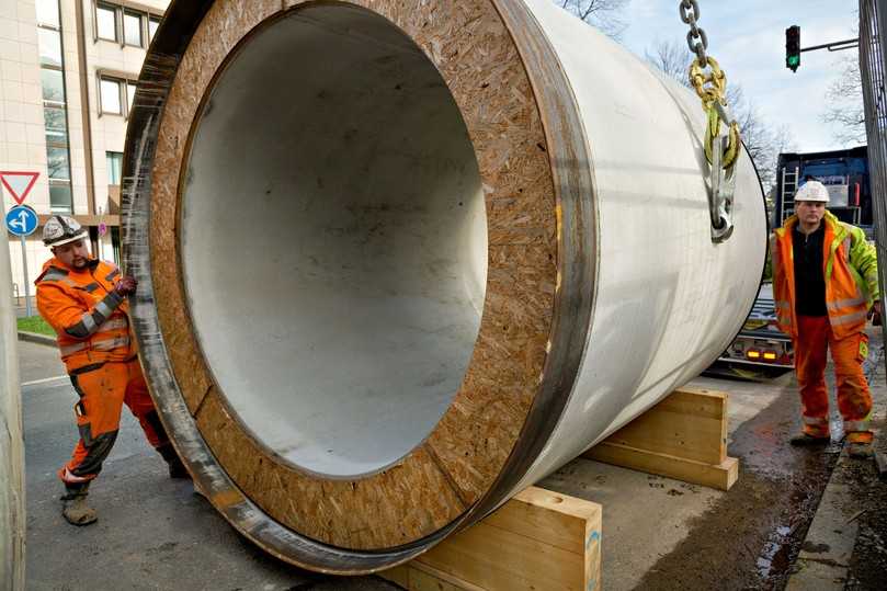 Die Rohre haben einen Innendurchmesser von 2 m. | Foto: Sonntag Bau Die Rohre haben einen Innendurchmesser von 2 m. | Foto: Sonntag Bau