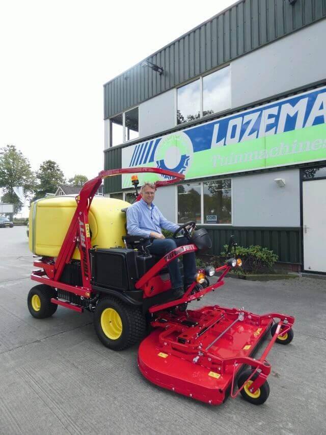 Louis Maassen, Betriebsleiter der Lozeman Tuinmachines Smilde B.V, auf der Turbo 4 Fifty. | Fotos: Stoffregen