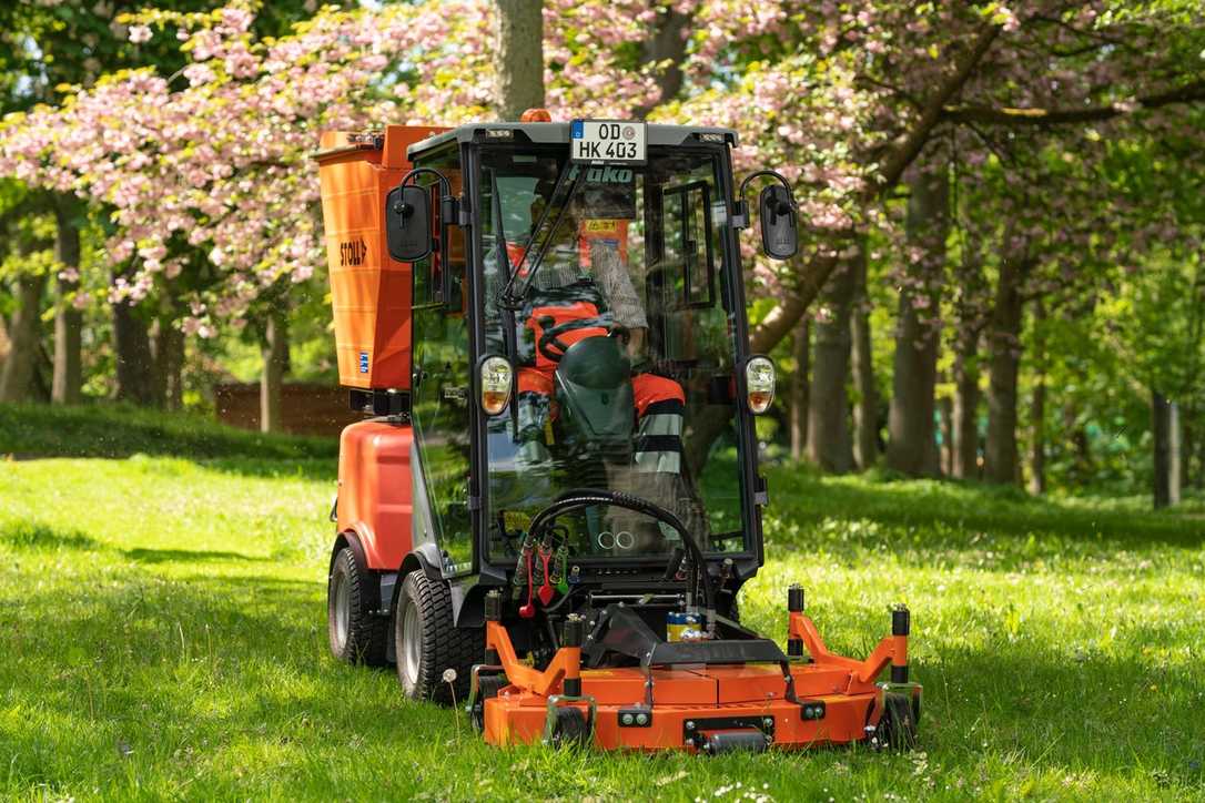 Viele Aufgaben erledigen: Der Citymaster 400 von Hako Viele Aufgaben erledigen: Der Citymaster 400 von Hako