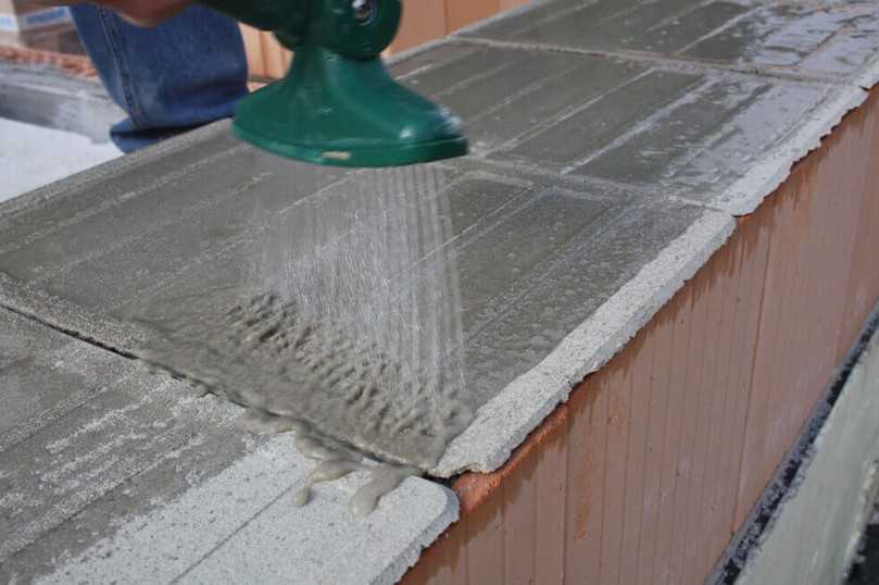 Schneller, sicher, sauberer: Mauern mit dem Mörtel-Pad Schneller, sicher, sauberer: Mauern mit dem Mörtel-Pad