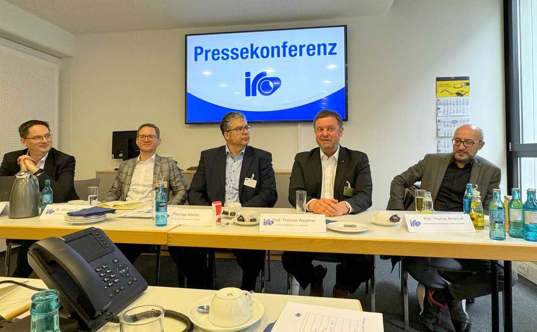 KI: Großer Wandel mit enormen Chancen KI: Großer Wandel mit enormen Chancen