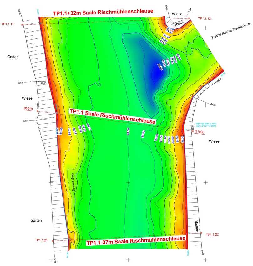 Abb. 5: Tiefenlinienplan der Saale im Querungsbereich vor Baubeginn | Foto: Midic GmbH Abb. 5: Tiefenlinienplan der Saale im Querungsbereich vor Baubeginn | Foto: Midic GmbH