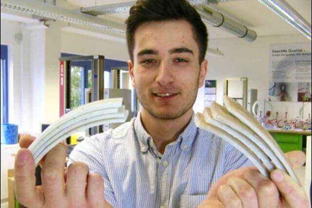 Simon zum Felde (23) befasste sich in seiner Bachelor-Arbeit mit der Wanddickenbestimmung bei Glasfaserlinern. Simon zum Felde (23) befasste sich in seiner Bachelor-Arbeit mit der Wanddickenbestimmung bei Glasfaserlinern.
