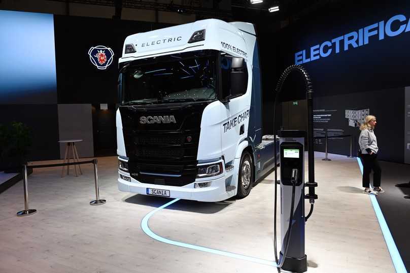 Scania BEV 45R auf der IAA 2024 | Foto: QUATEX Scania BEV 45R auf der IAA 2024 | Foto: QUATEX