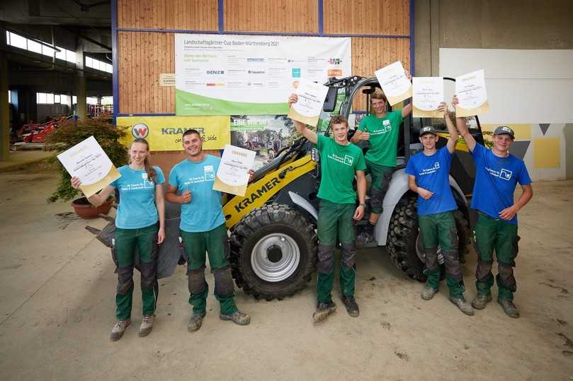 Die drei erstplatzierten Teams aus Baden-Württemberg (links 2. Platz, Mitte 1. Platz, rechts 3. Platz). | Foto: VGL/Sven Falk Die drei erstplatzierten Teams aus Baden-Württemberg (links 2. Platz, Mitte 1. Platz, rechts 3. Platz). | Foto: VGL/Sven Falk