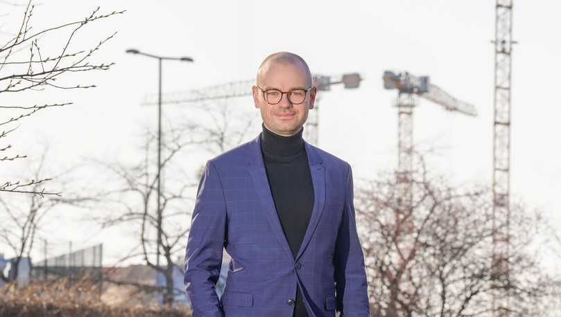 Tim-Oliver Müller, Hauptgeschäftsführer beim Hauptverband der Deutschen Bauindustrie, postet bei LinkedIn unter #niewiederistjetzt | Foto: HDB Tim-Oliver Müller, Hauptgeschäftsführer beim Hauptverband der Deutschen Bauindustrie, postet bei LinkedIn unter #niewiederistjetzt | Foto: HDB