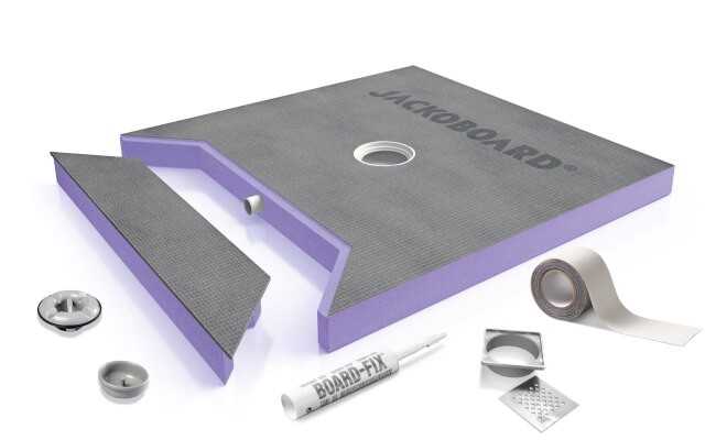Das Duschelement „Jackoboard Aqua Reno“ mit integriertem Ablaufsystem wird im Set geliefert mit Design-Rost aus Edelstahl, dem Kleb- und Dichtstoff „Board-Fix“ sowie einem 10 m Dichtband. | Abb.: Jackon Insulation GmbH Das Duschelement „Jackoboard Aqua Reno“ mit integriertem Ablaufsystem wird im Set geliefert mit Design-Rost aus Edelstahl, dem Kleb- und Dichtstoff „Board-Fix“ sowie einem 10 m Dichtband. | Abb.: Jackon Insulation GmbH