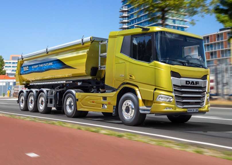 Der DAF XD mit komplett neuer Kabine als Kippsattelzug. | Foto: DAF Trucks Der DAF XD mit komplett neuer Kabine als Kippsattelzug. | Foto: DAF Trucks