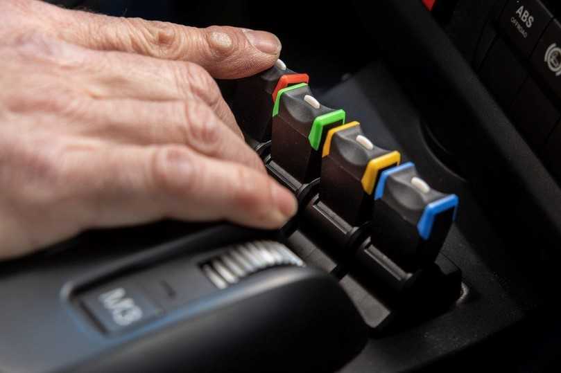 Neues Bedienkonzept Uni-Touch für Unimog Geräteträger – flexibel, ohne Schnickschnack | Foto: Daimler Truck AG Neues Bedienkonzept Uni-Touch für Unimog Geräteträger – flexibel, ohne Schnickschnack | Foto: Daimler Truck AG