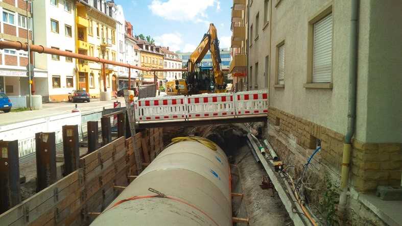 Aushub des Rohrgrabens vor Kopf. | Foto: Michel Bau Aushub des Rohrgrabens vor Kopf. | Foto: Michel Bau