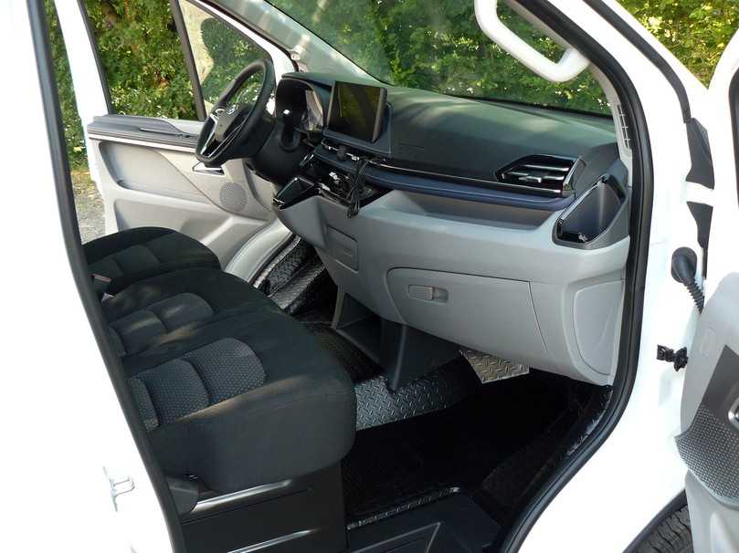 Umfangreich ausgestattet, angenehme Materialien im Cockpit des eDeliver 7. | Foto: Randolf Unruh, Maxus Umfangreich ausgestattet, angenehme Materialien im Cockpit des eDeliver 7. | Foto: Randolf Unruh, Maxus