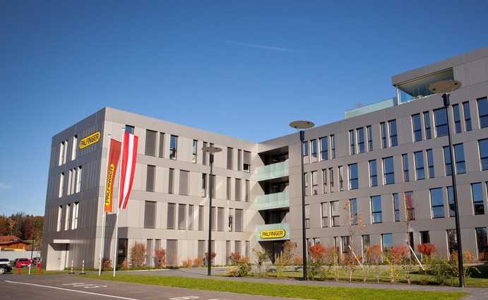 Stabiler Start ins neue Geschäftsjahr