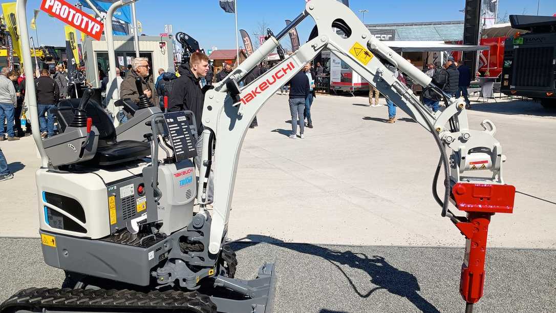 E-Bagger: Takeuchi zeigt Prototypen E-Bagger: Takeuchi zeigt Prototypen