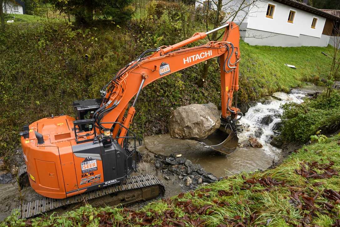 Rototilt: Schnellwechsler für Bagger erleichtern Arbeit Rototilt: Schnellwechsler für Bagger erleichtern Arbeit