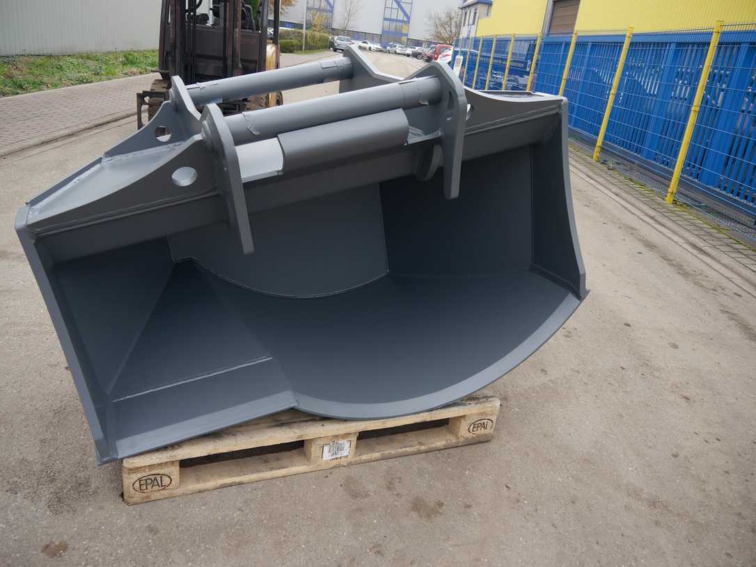 Anbaugeräte: Löffel-Sonderlösungen für die Baustelle Anbaugeräte: Löffel-Sonderlösungen für die Baustelle