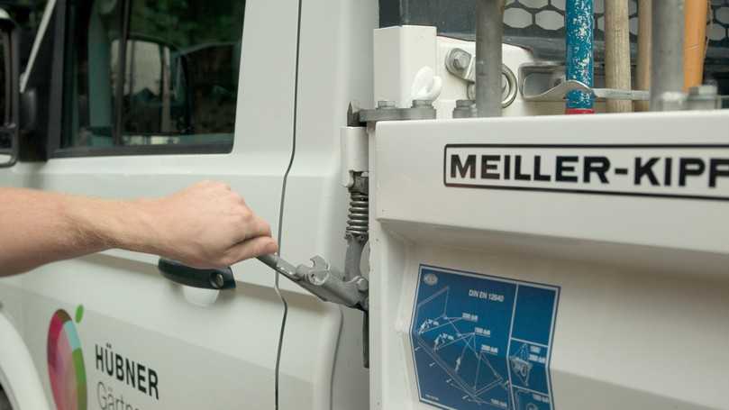 Komfortable Verschlüsse für die Bordwände | Foto: Meiller Komfortable Verschlüsse für die Bordwände | Foto: Meiller