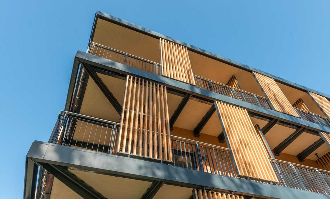 BAU 2023: Neue WPC-Sonnenschutzleiste von Naturinform BAU 2023: Neue WPC-Sonnenschutzleiste von Naturinform