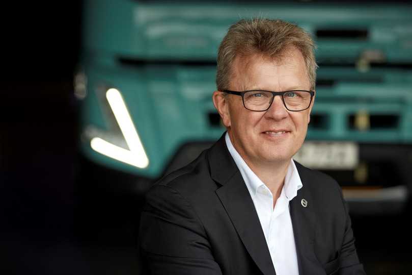 Volvo Trucks-Präsident Roger Alm freut sich bei den schweren E-Lkw über die Marktführerschaft in Europa und Nordamerika. | Foto: Volvo Trucks Volvo Trucks-Präsident Roger Alm freut sich bei den schweren E-Lkw über die Marktführerschaft in Europa und Nordamerika. | Foto: Volvo Trucks