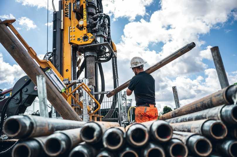 Mehr als 19.200 Bohrmeter wurden ausgeführt und insgesamt 160 Erdwärmesonden eingebaut. | Foto: Bauer-Gruppe Mehr als 19.200 Bohrmeter wurden ausgeführt und insgesamt 160 Erdwärmesonden eingebaut. | Foto: Bauer-Gruppe