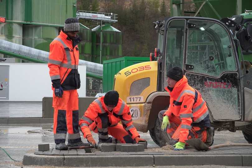 Winterausbildung bei Storz im Schotterwerk Neuhausen ob Eck. | Foto: STORZ/Beck Winterausbildung bei Storz im Schotterwerk Neuhausen ob Eck. | Foto: STORZ/Beck